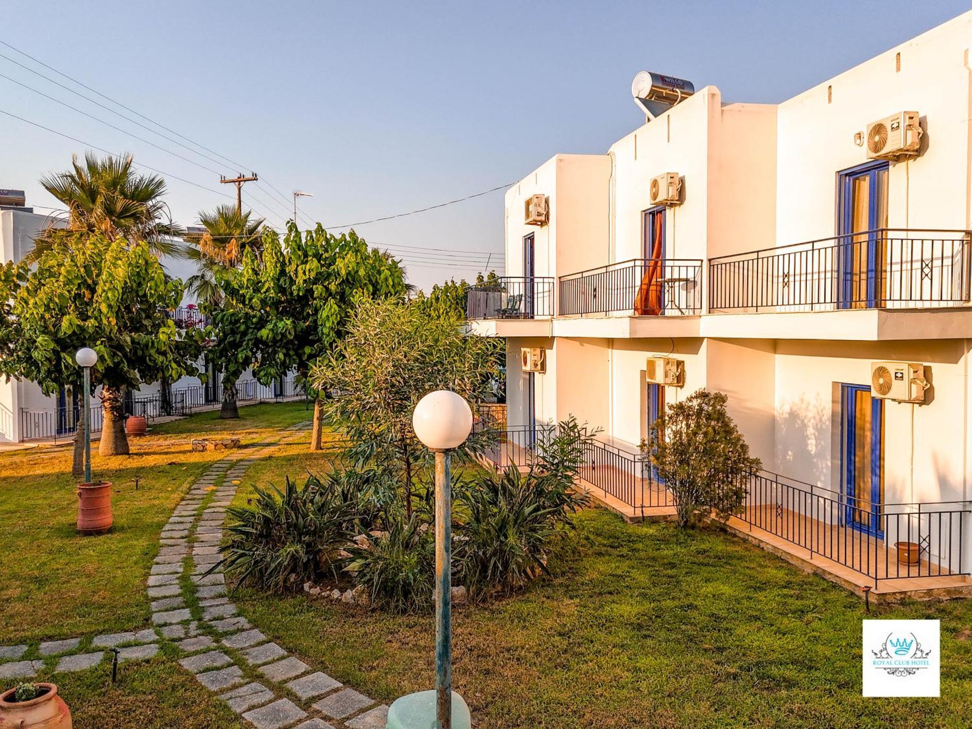 Royal Club Hotel - Aqua Poolside Bliss Μανωλάδα Εξωτερικό φωτογραφία
